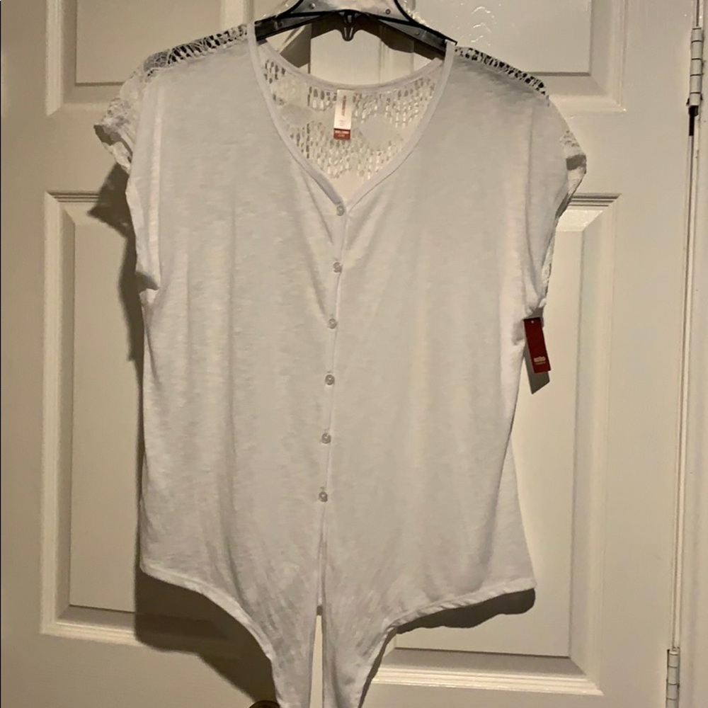 Boho laced back sleeveless (cap) top